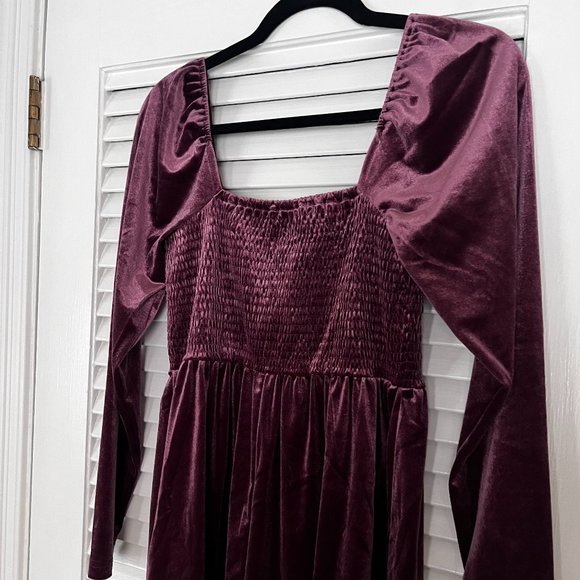 Smocked Velvet Mini Dress - Picture 6 of 9